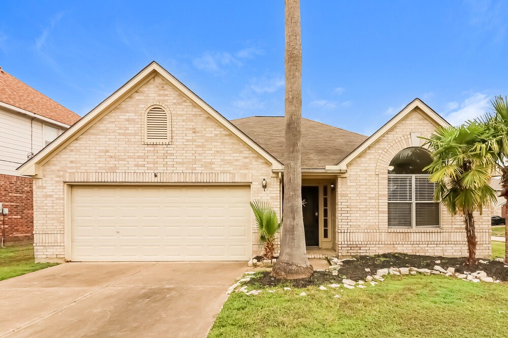 21502 Broadstone Drive Property Photo 1