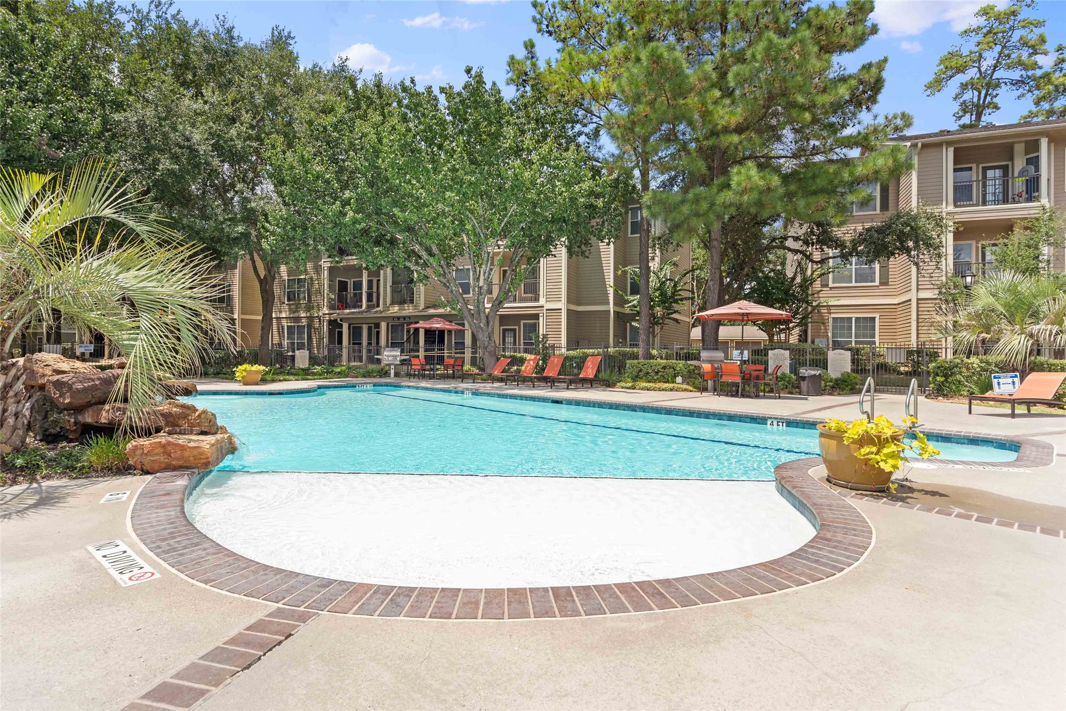2400-1035 Spring Rain Drive Property Photo 30