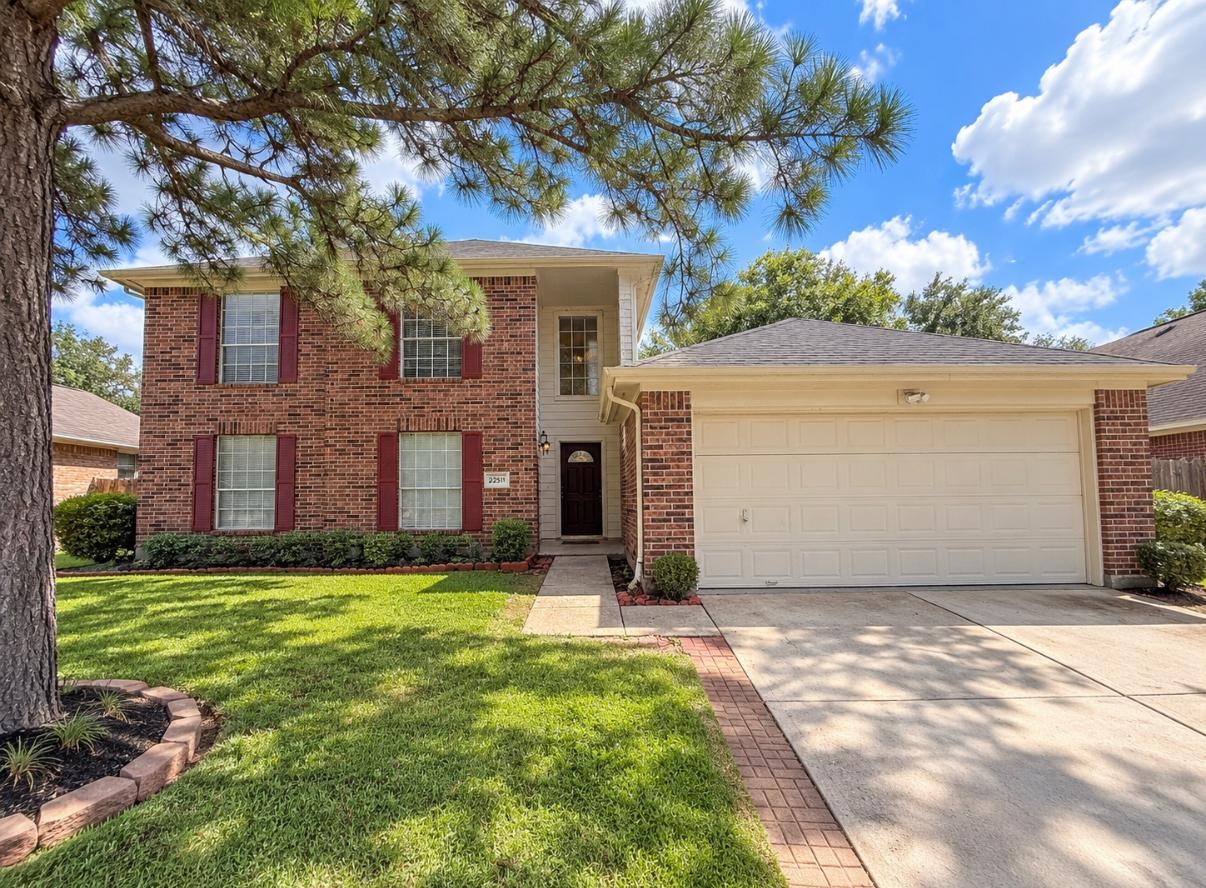 22511 Vista Valley Drive Property Photo 1
