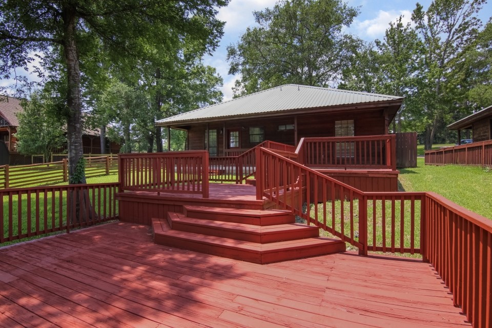 42 Hunters Creek Drive Property Photo 8