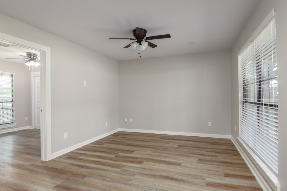 42 Hunters Creek Drive Property Photo 12