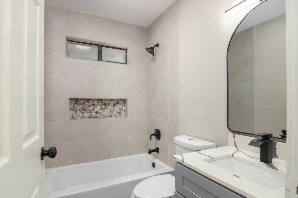 42 Hunters Creek Drive Property Photo 14
