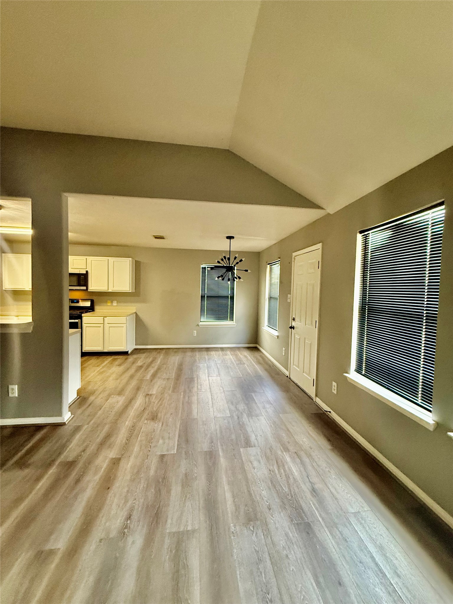 6506 Beeston Hill Drive Property Photo 10