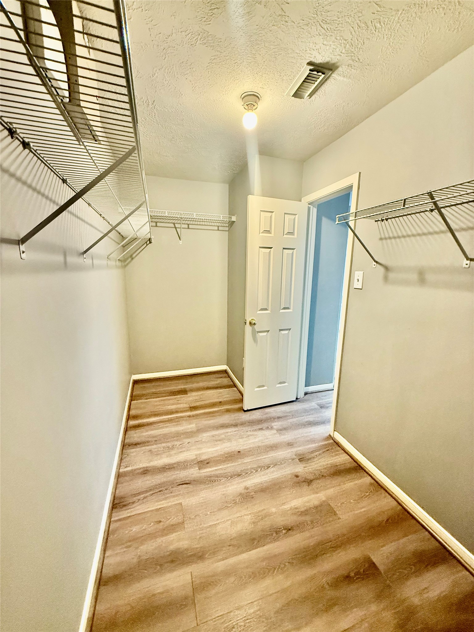 6506 Beeston Hill Drive Property Photo 17