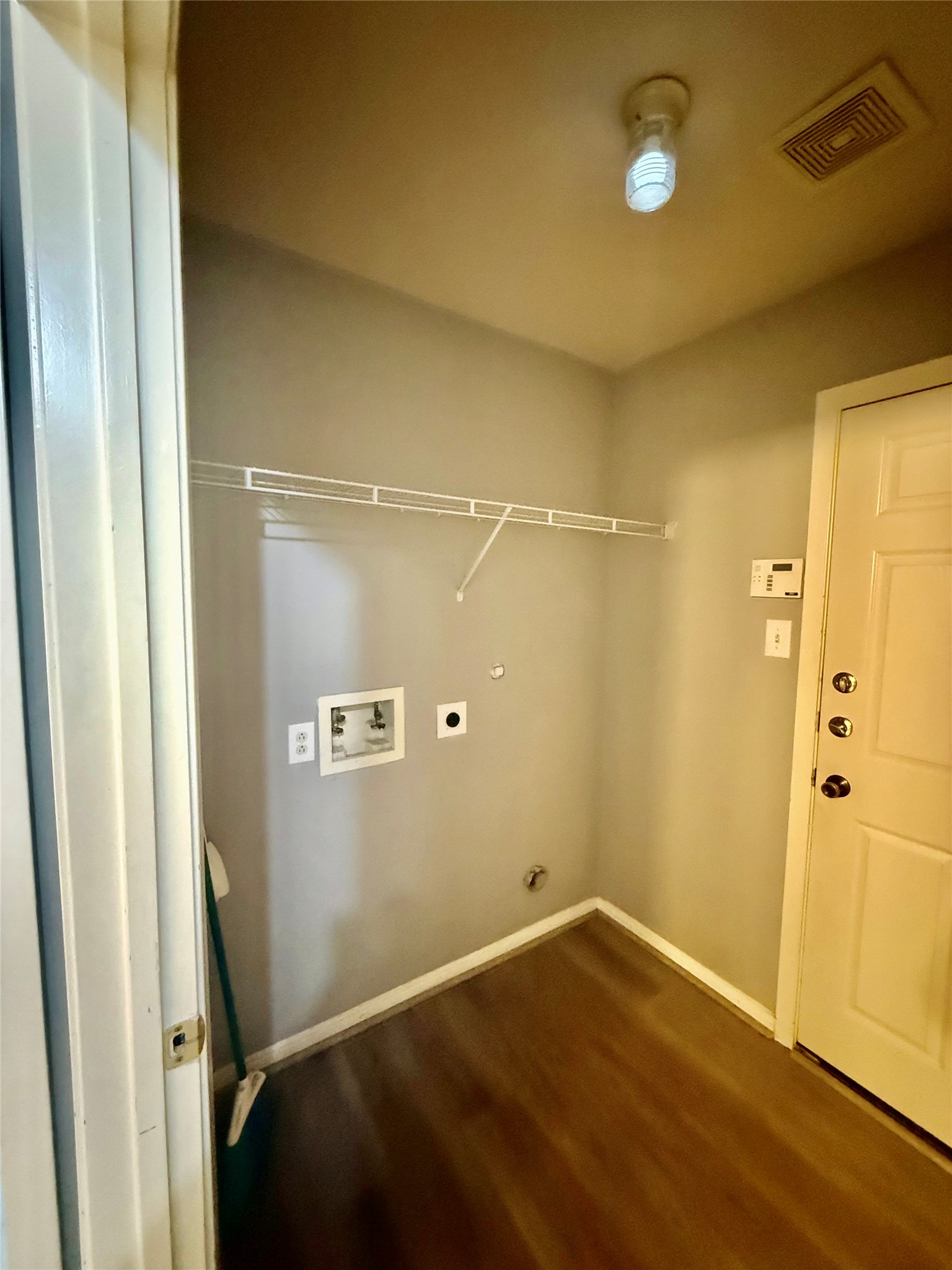 6506 Beeston Hill Drive Property Photo 22