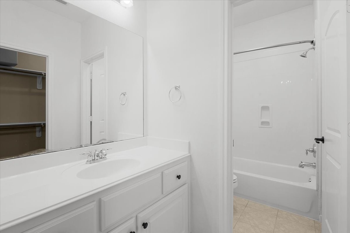 8807 Black Cherry Crossing Crossing Property Photo 24