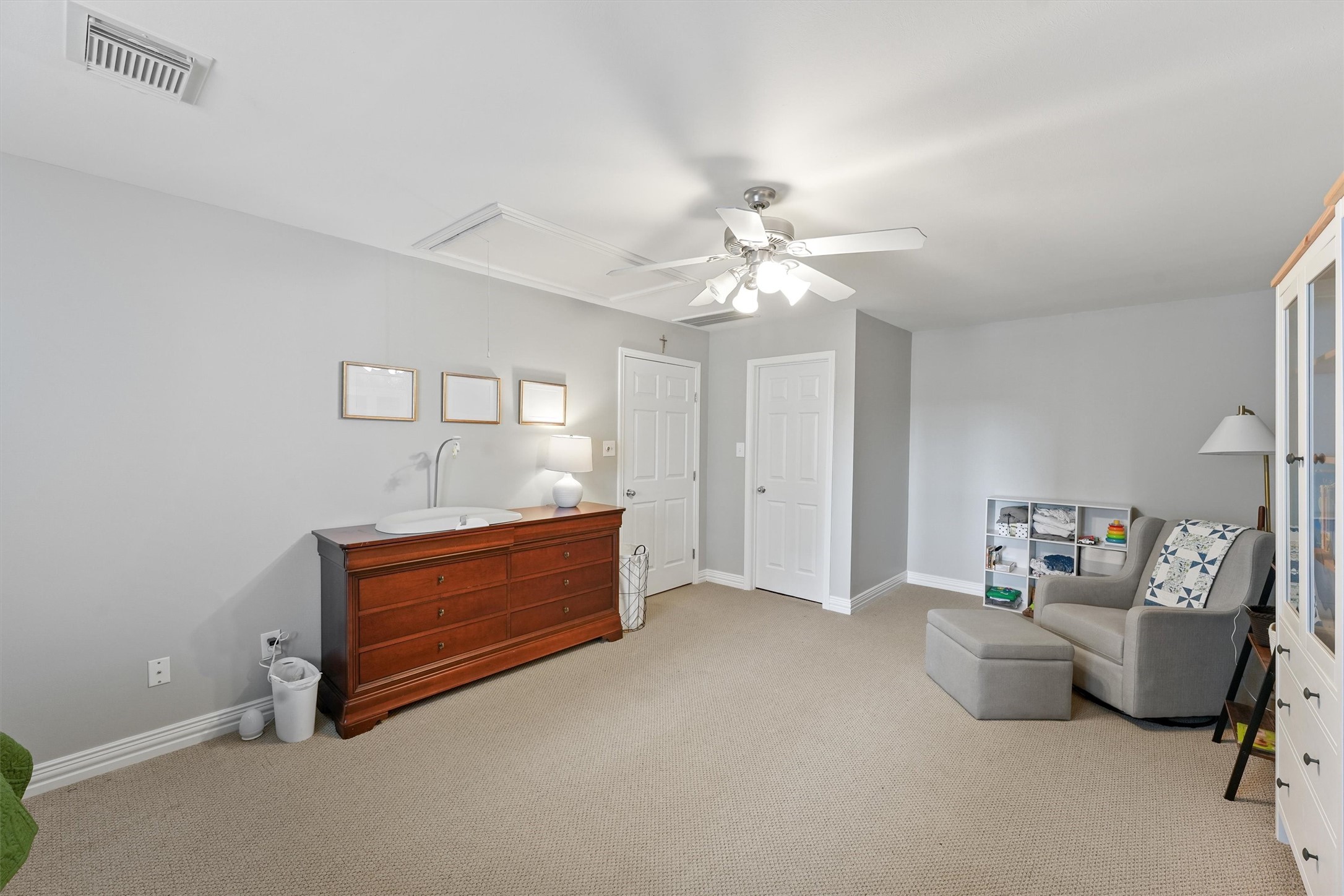 1245 W 17th Street Property Photo 16