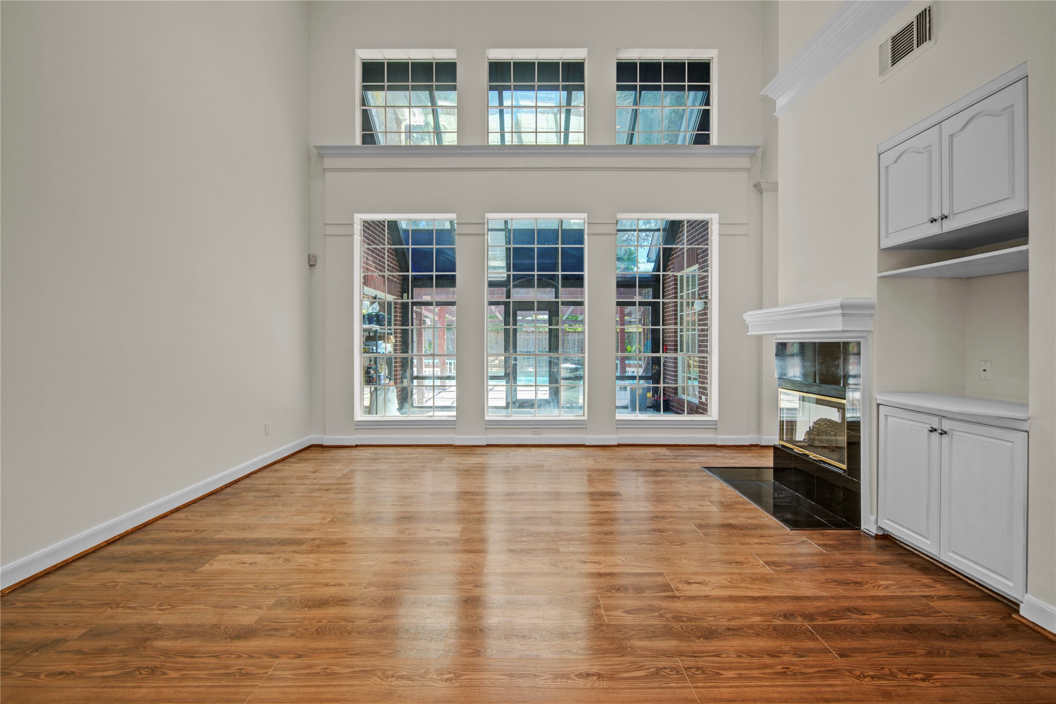 16 Treverstone Court Property Photo 1