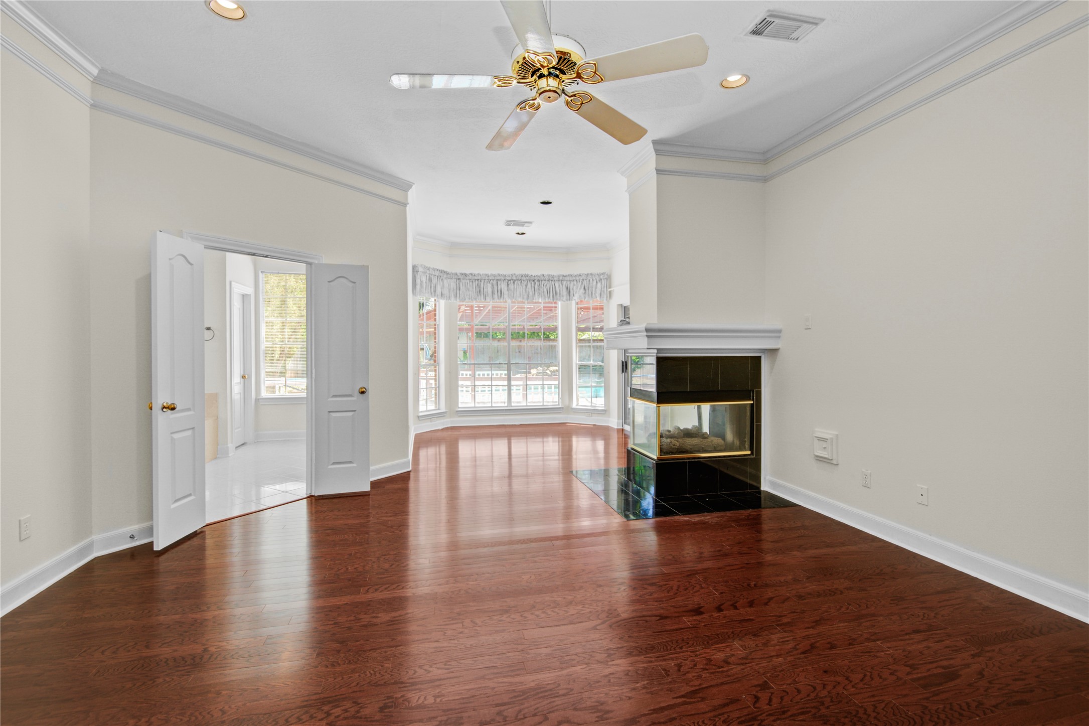 16 Treverstone Court Property Photo 15