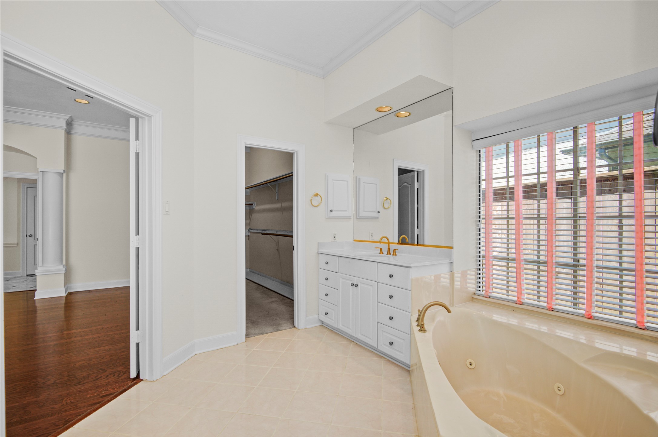 16 Treverstone Court Property Photo 26