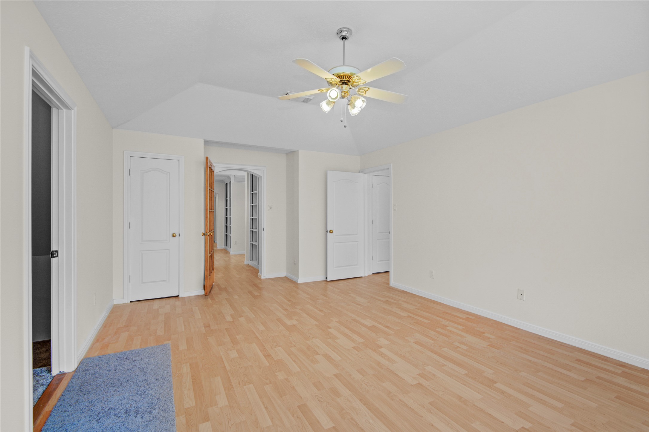 16 Treverstone Court Property Photo 34