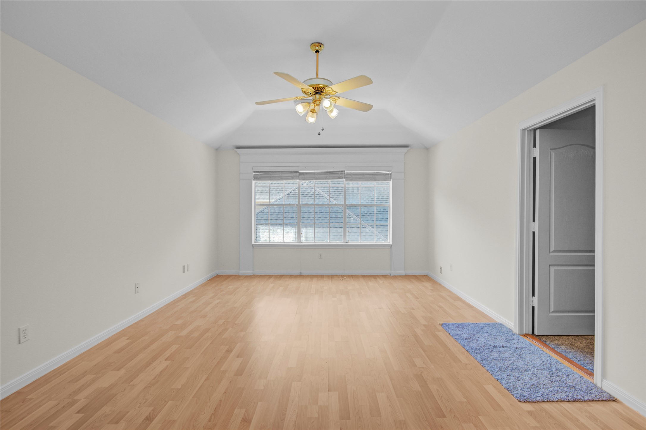 16 Treverstone Court Property Photo 35