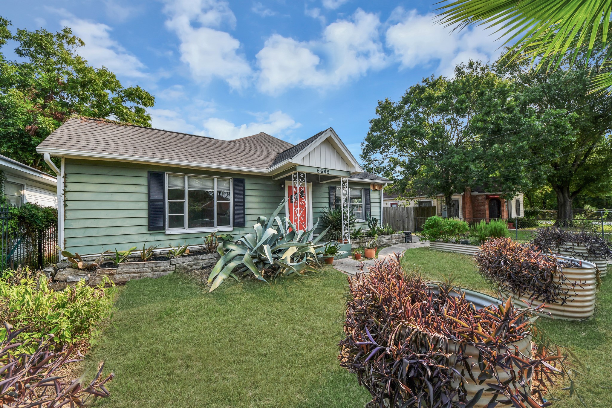 5645 Barremore Street Property Photo 2