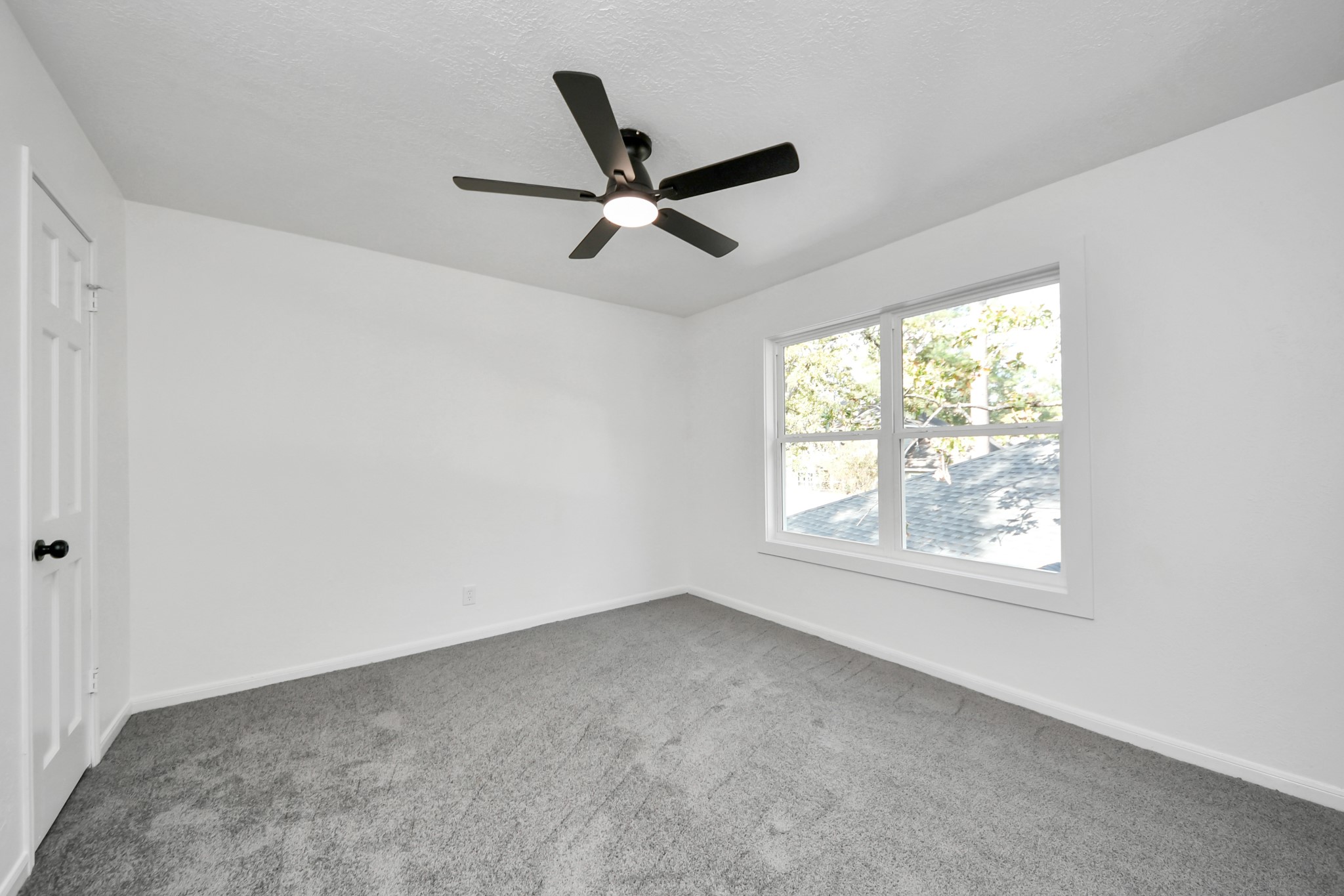 616 S Rivershire Drive Property Photo 22