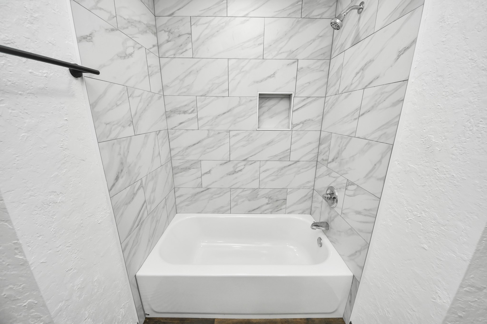 616 S Rivershire Drive Property Photo 27