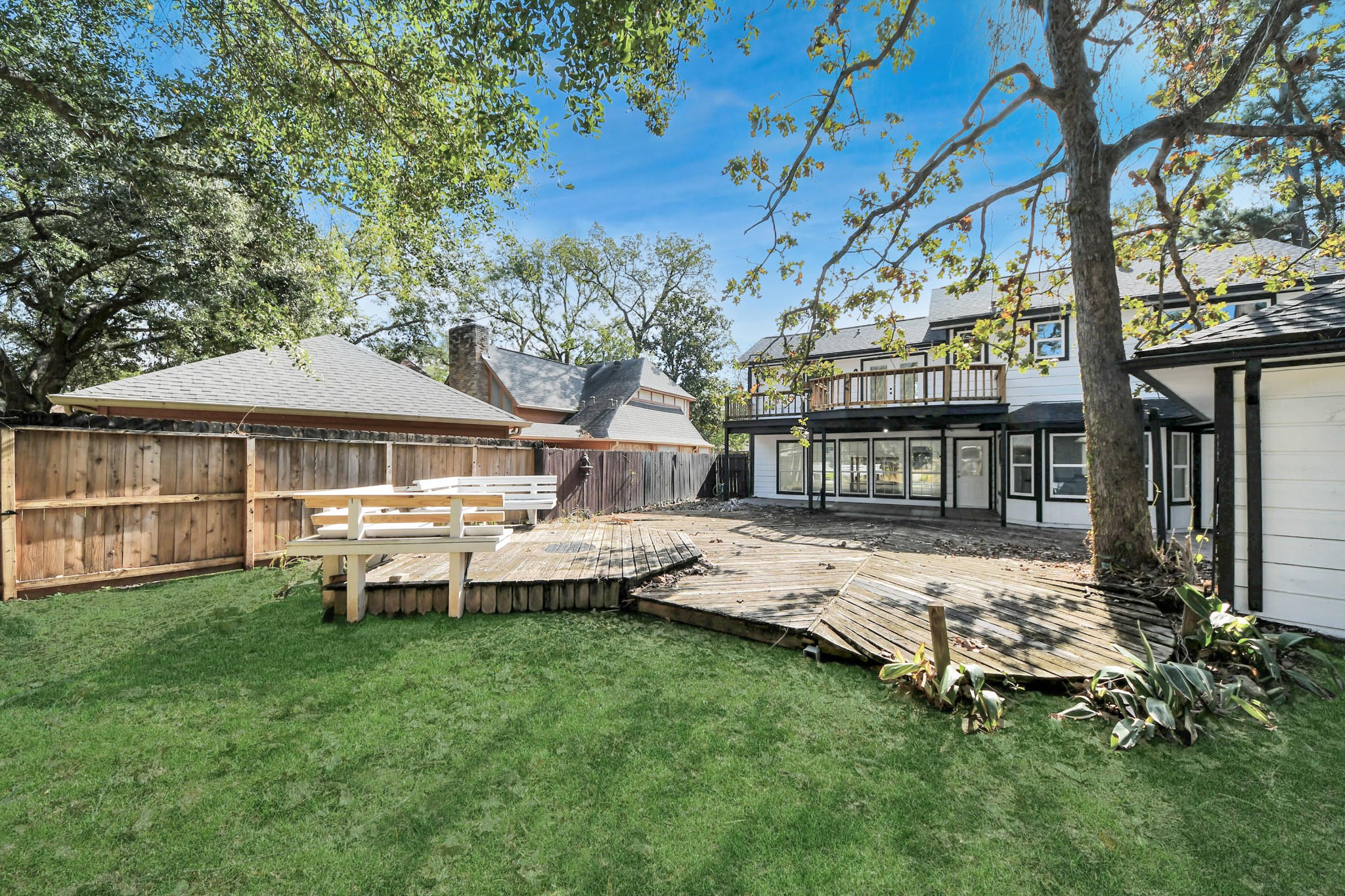 616 S Rivershire Drive Property Photo 32