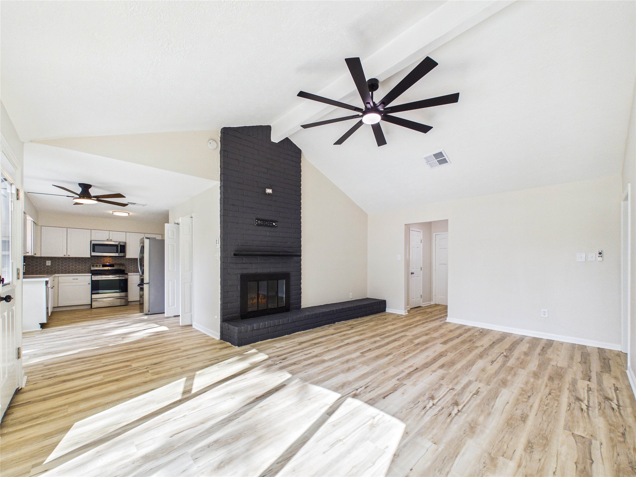 12707 Corning Dr Property Photo 2