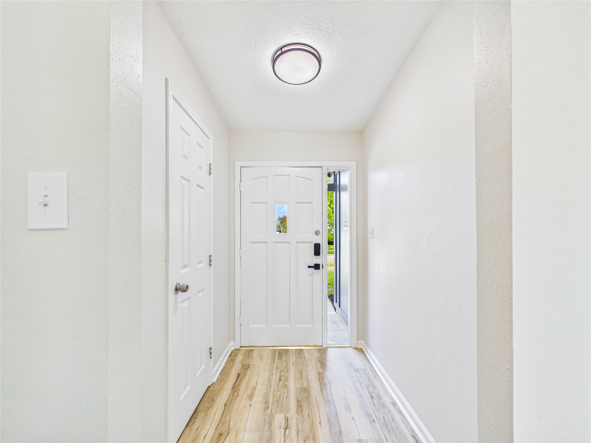 12707 Corning Dr Property Photo 8