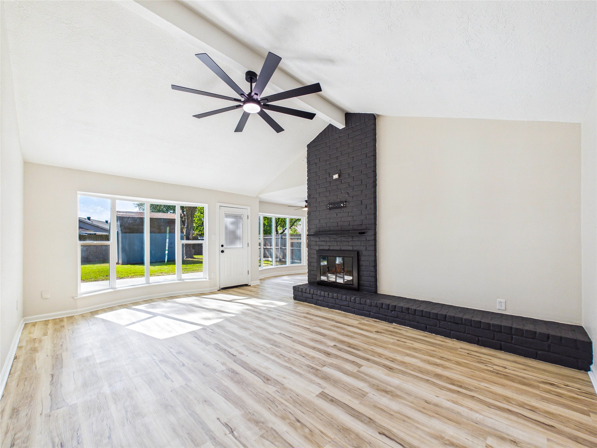 12707 Corning Dr Property Photo 9