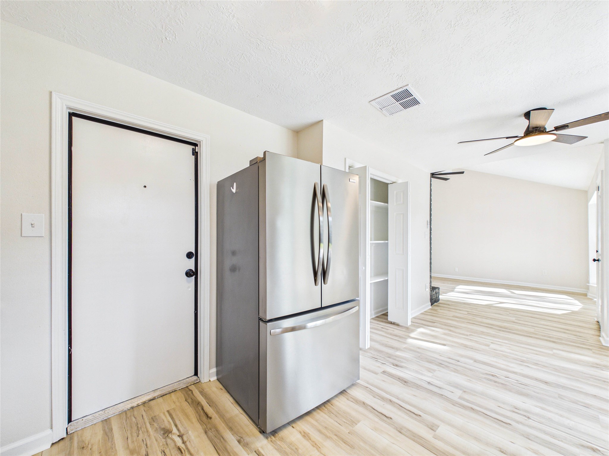12707 Corning Dr Property Photo 15