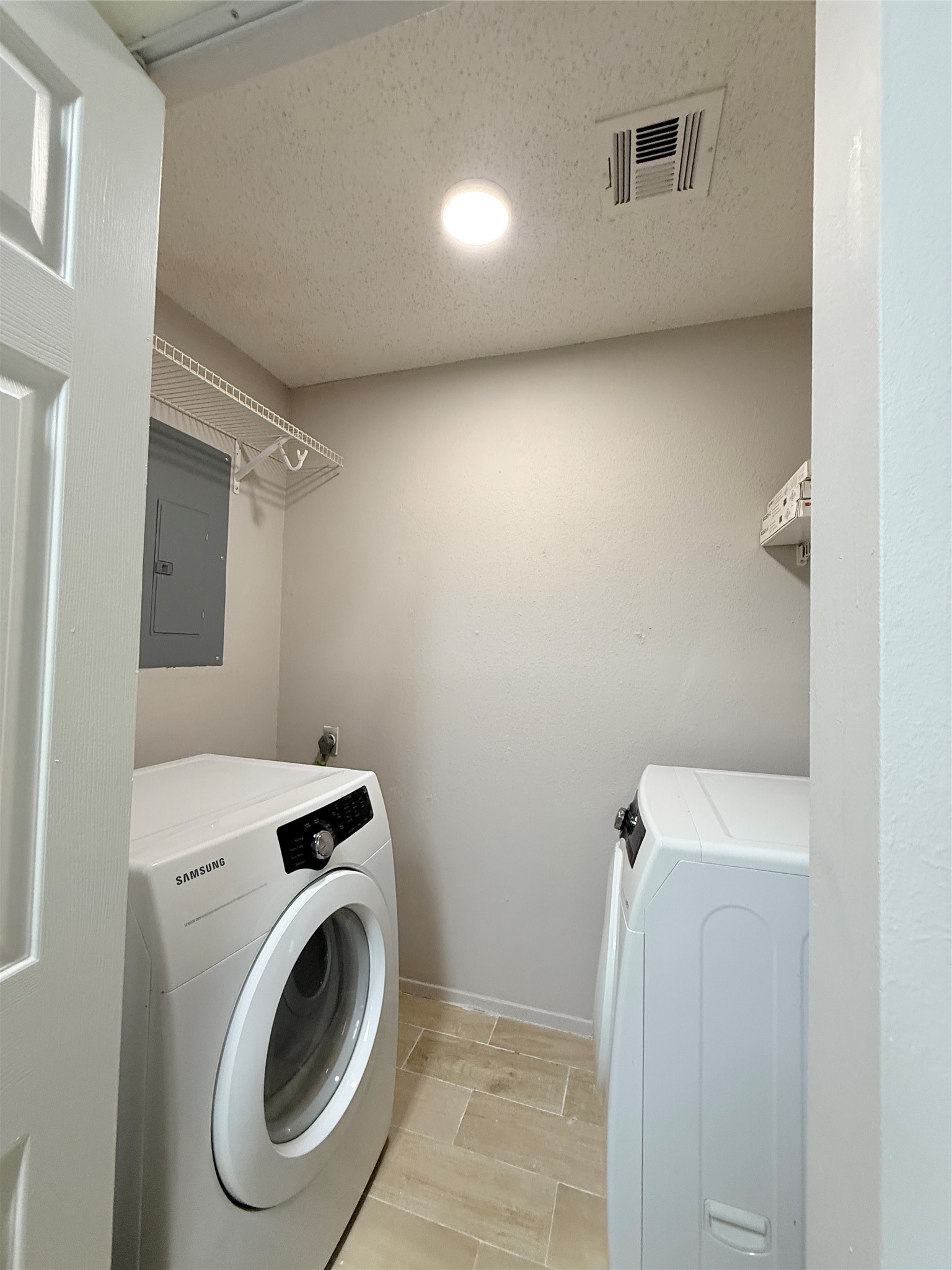9383 Pagewood Lane Property Photo 10