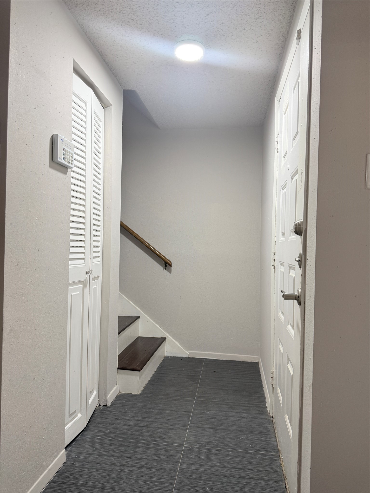 9383 Pagewood Lane Property Photo 11