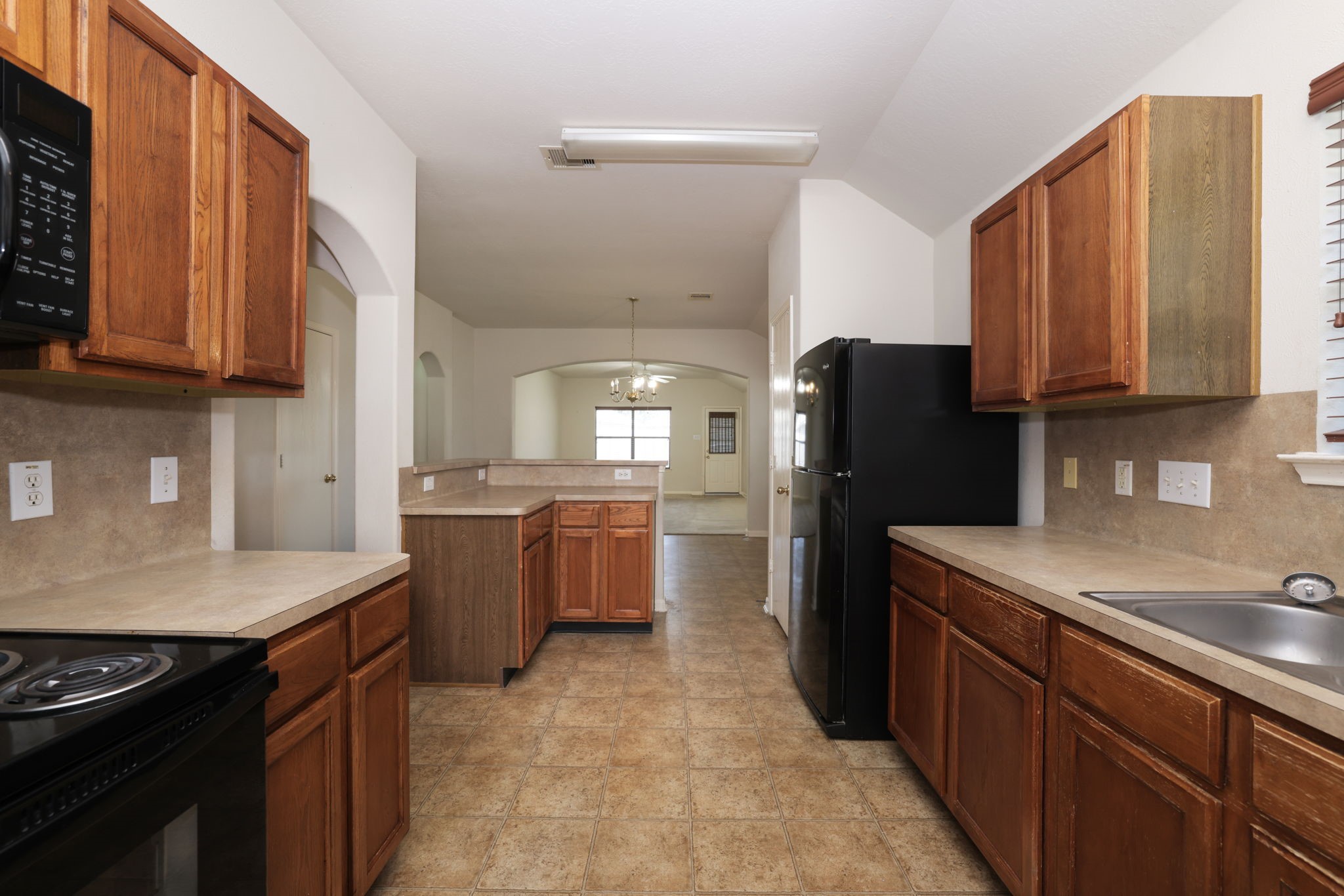 19114 Hemington Circle Property Photo 7