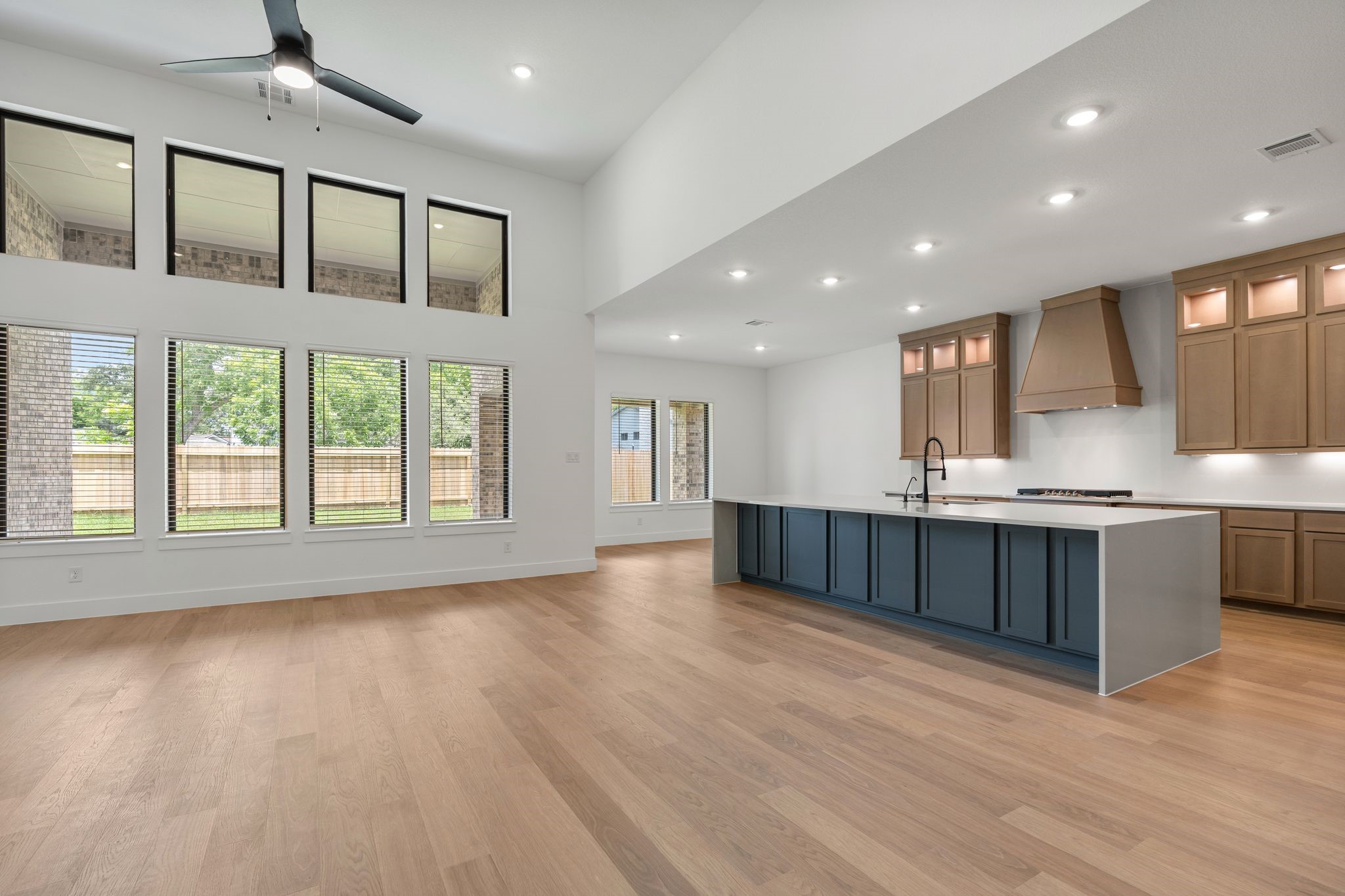 2501 Barton Creek Trail Property Photo 2