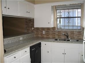 311 E 10th Street Property Photo 25