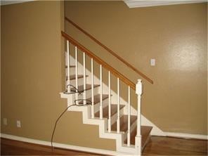 311 E 10th Street Property Photo 29