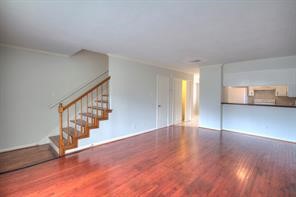 311 E 10th Street Property Photo 30