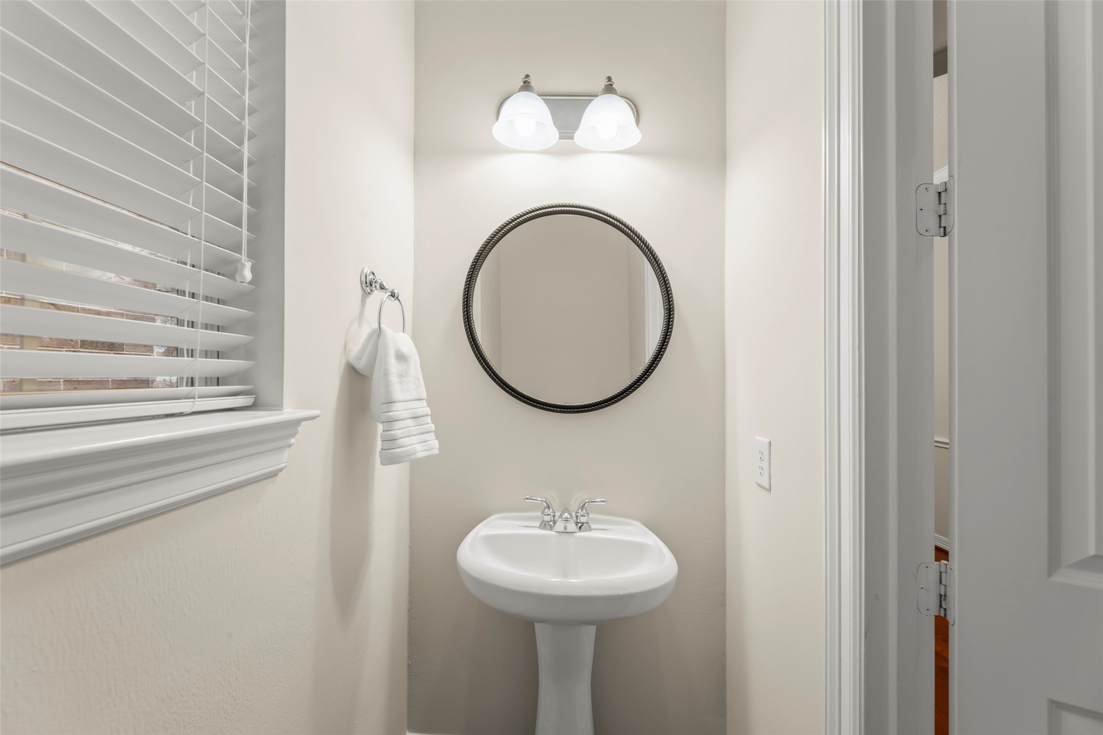 1126 Sopris Drive Property Photo 7