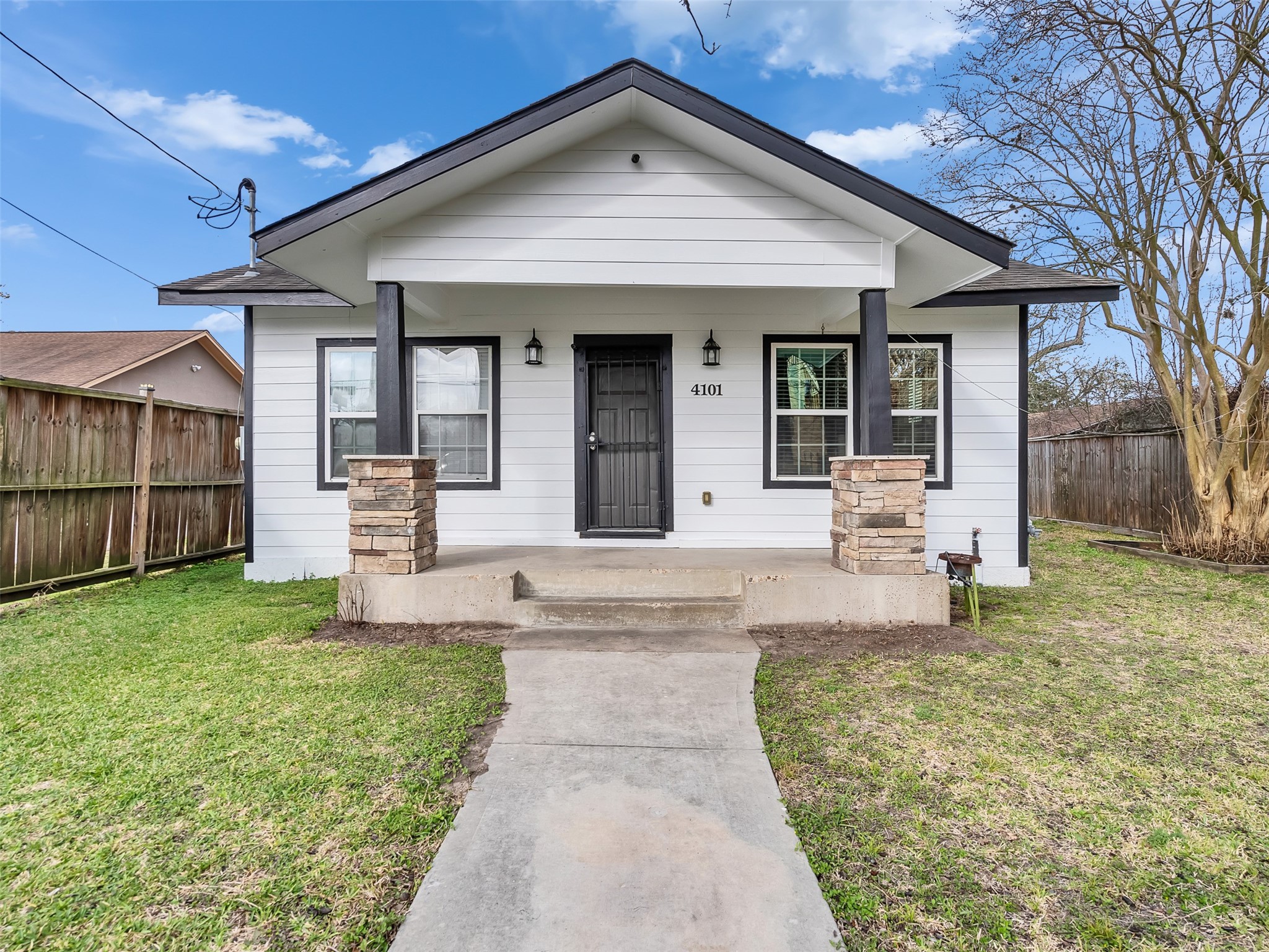 4101 Falls Street Property Photo 1