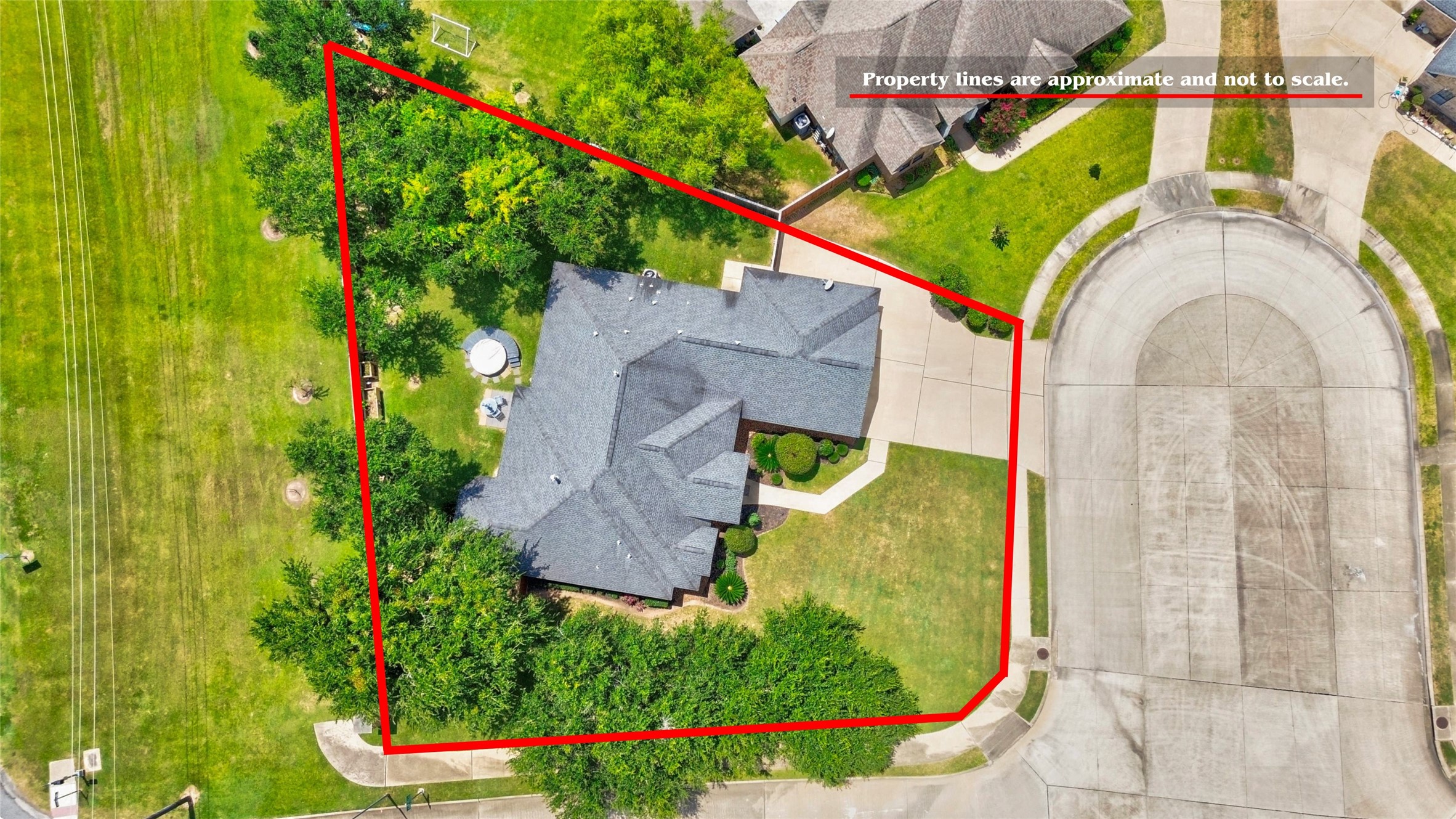 101 Deerwood Drive Property Photo 4