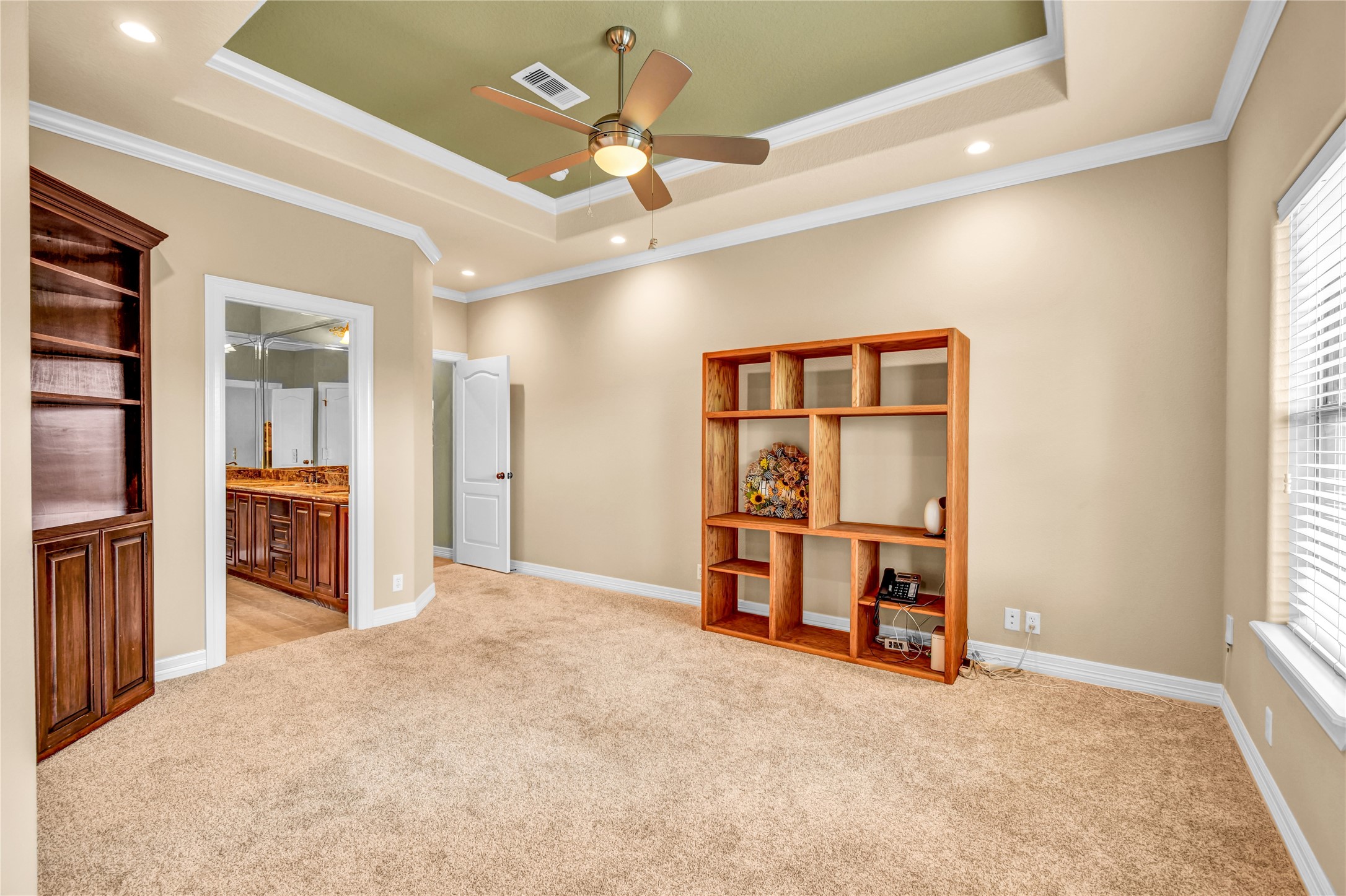 101 Deerwood Drive Property Photo 27