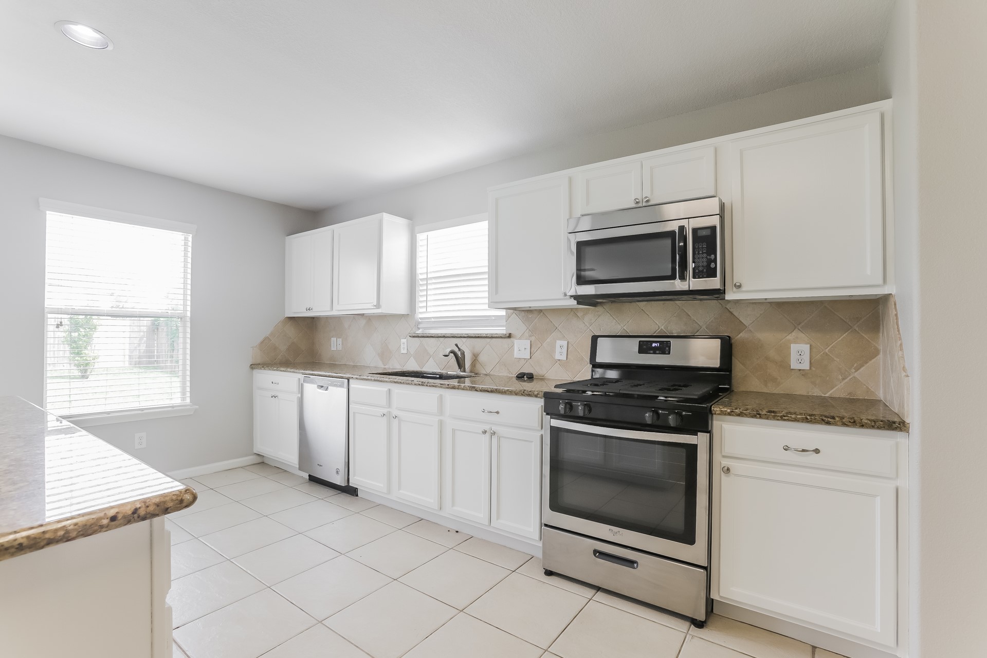 6626 Winter Mountain Lane Property Photo 7