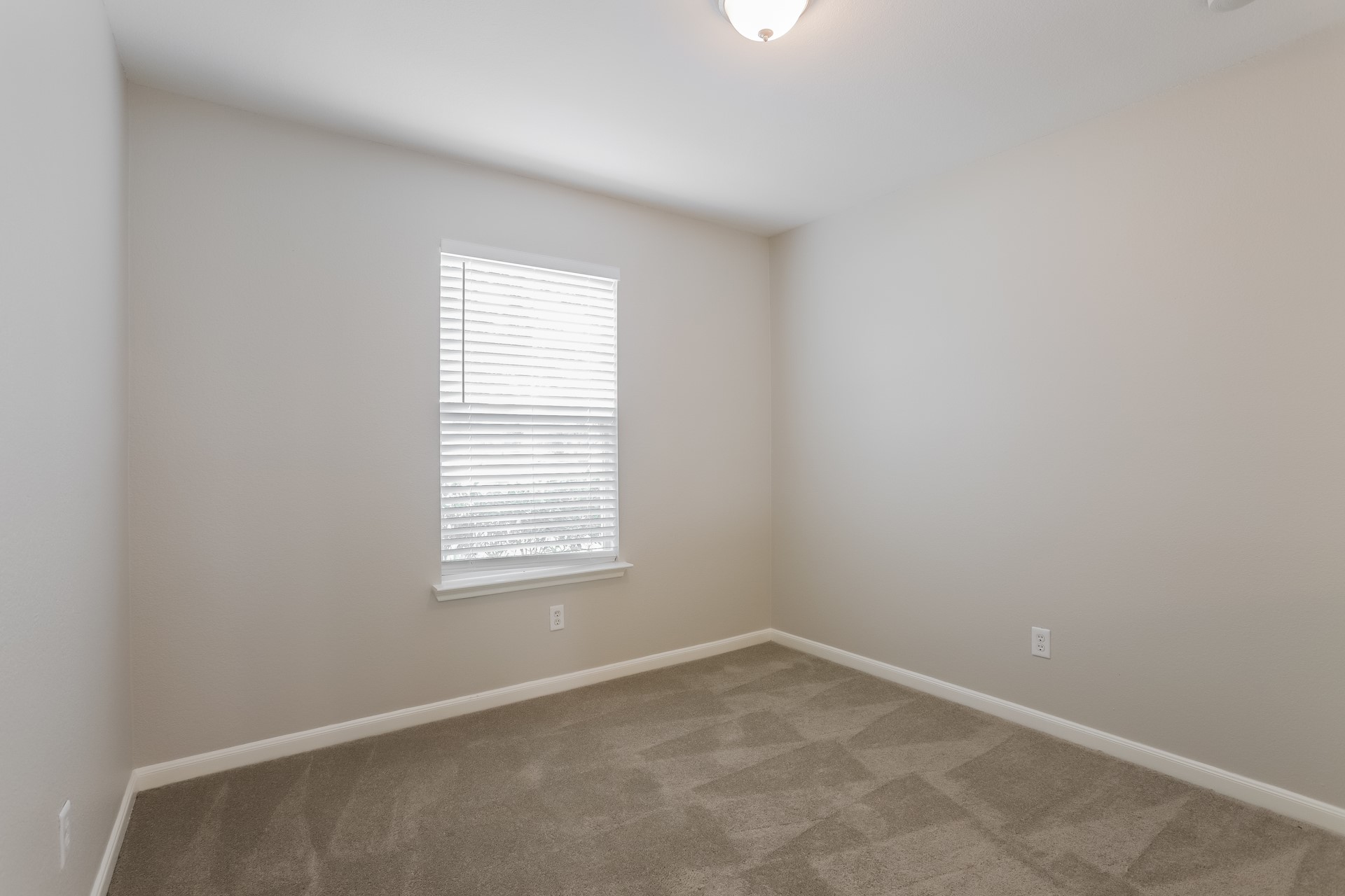 6626 Winter Mountain Lane Property Photo 12