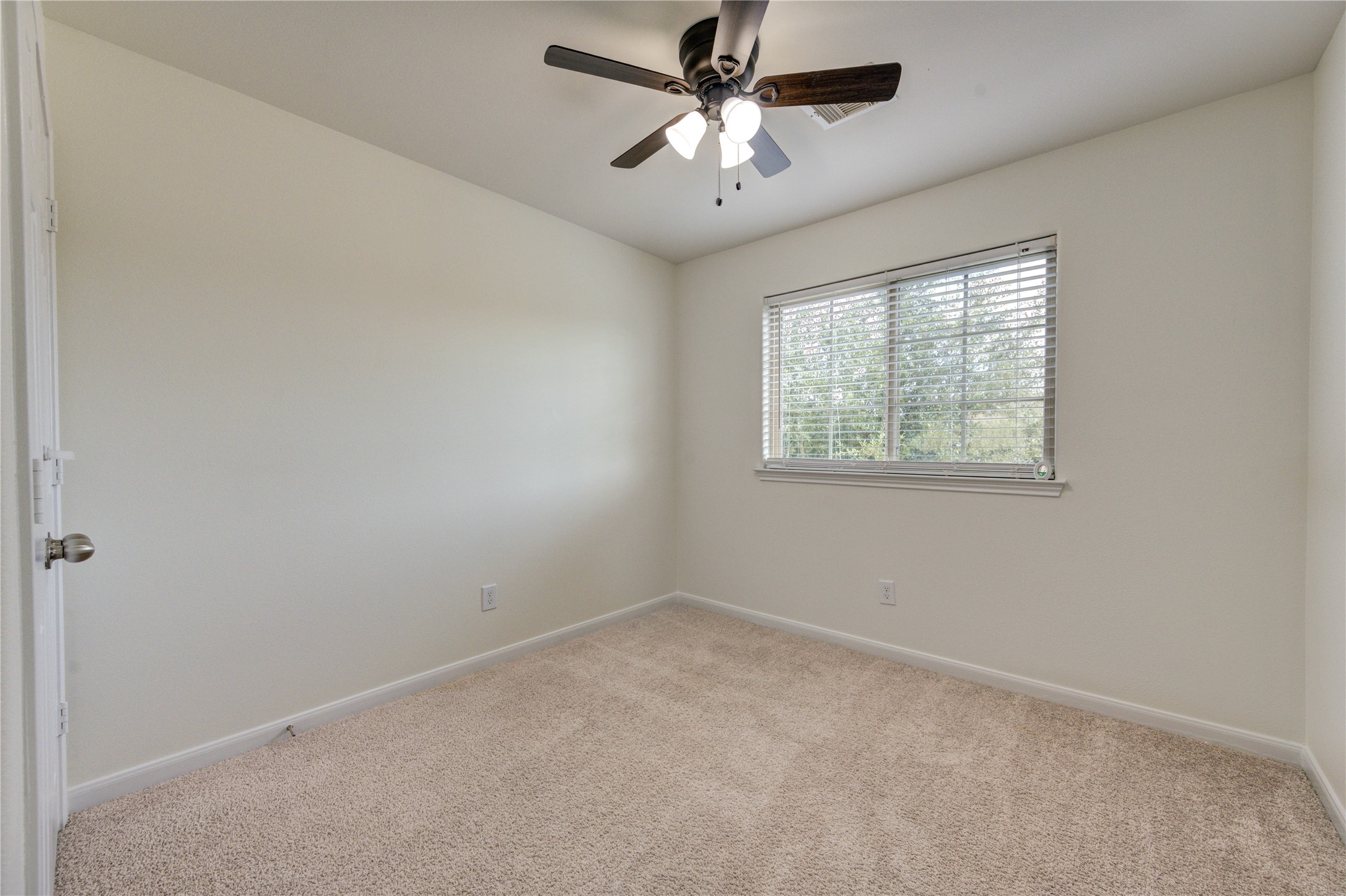 17021 Wilthorne Gardens Court Property Photo 26