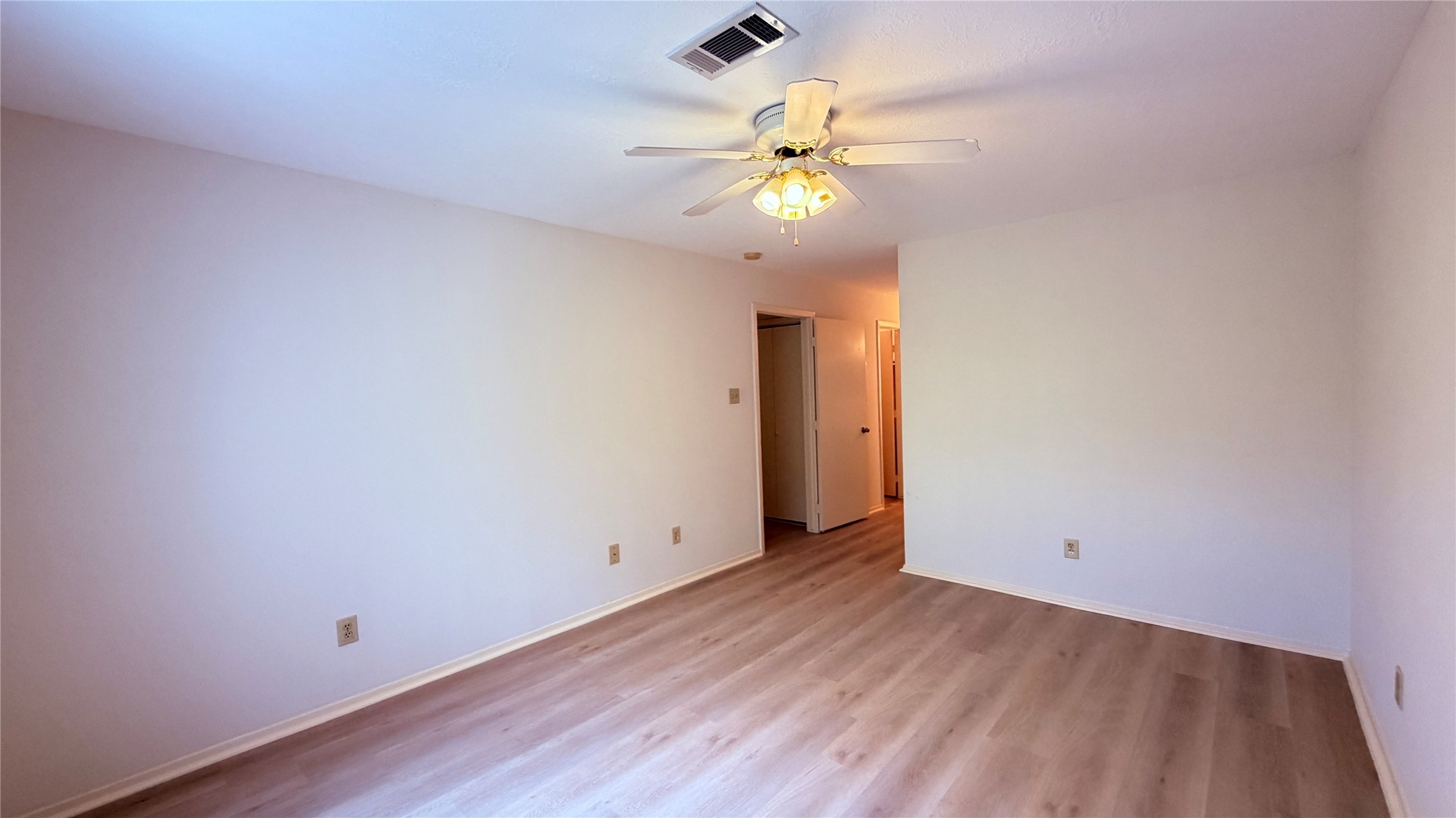 10555 Turtlewood Court 2209 Property Photo 14