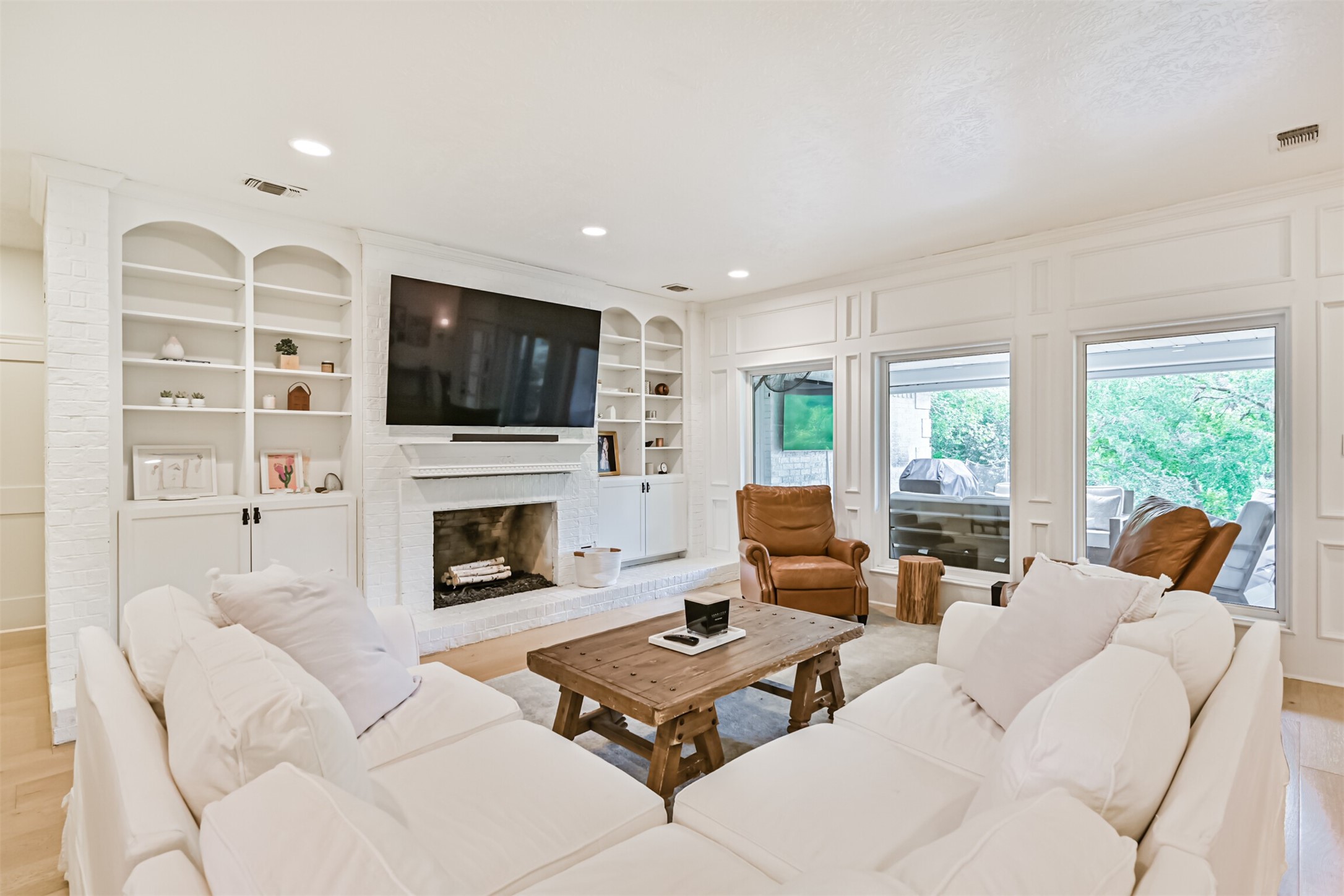 11 Haverford Lane Property Photo 16