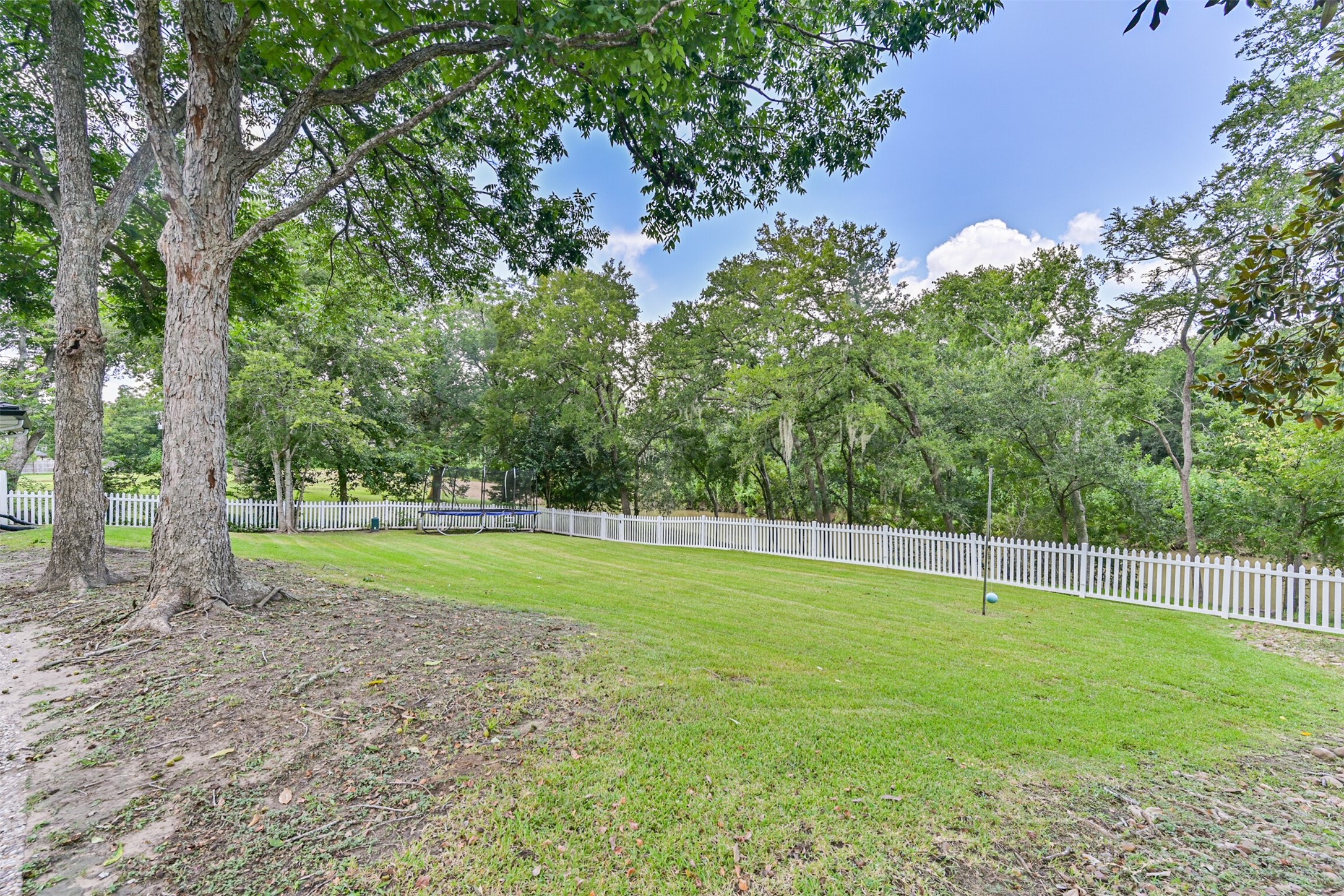 11 Haverford Lane Property Photo 43