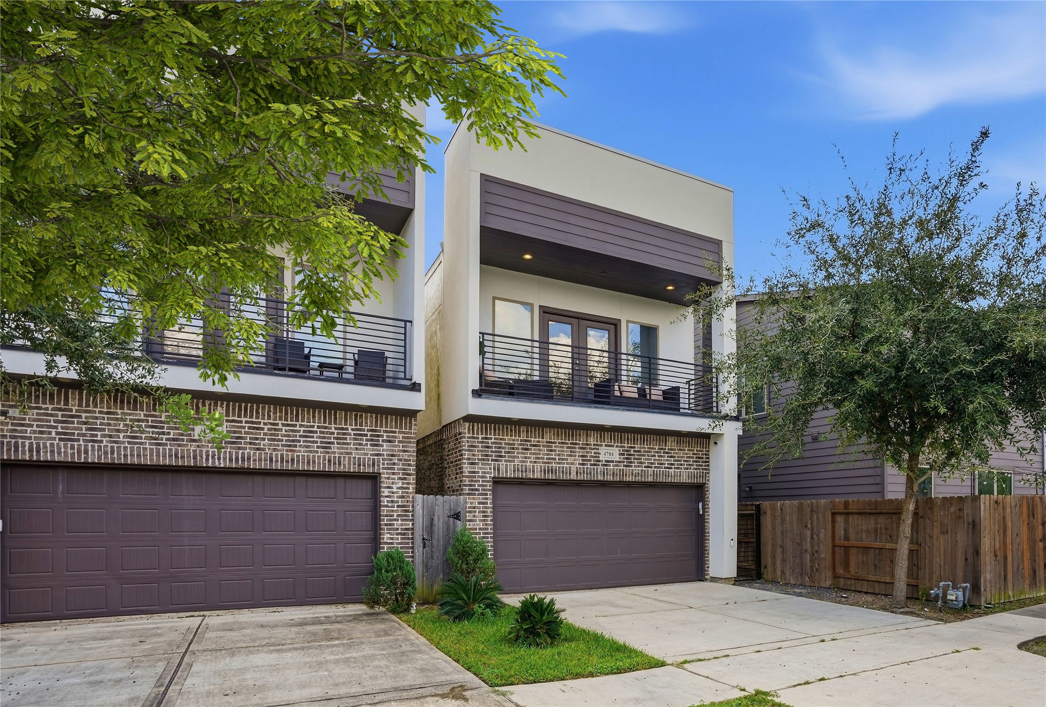 4704 Hershe Street Property Photo 1