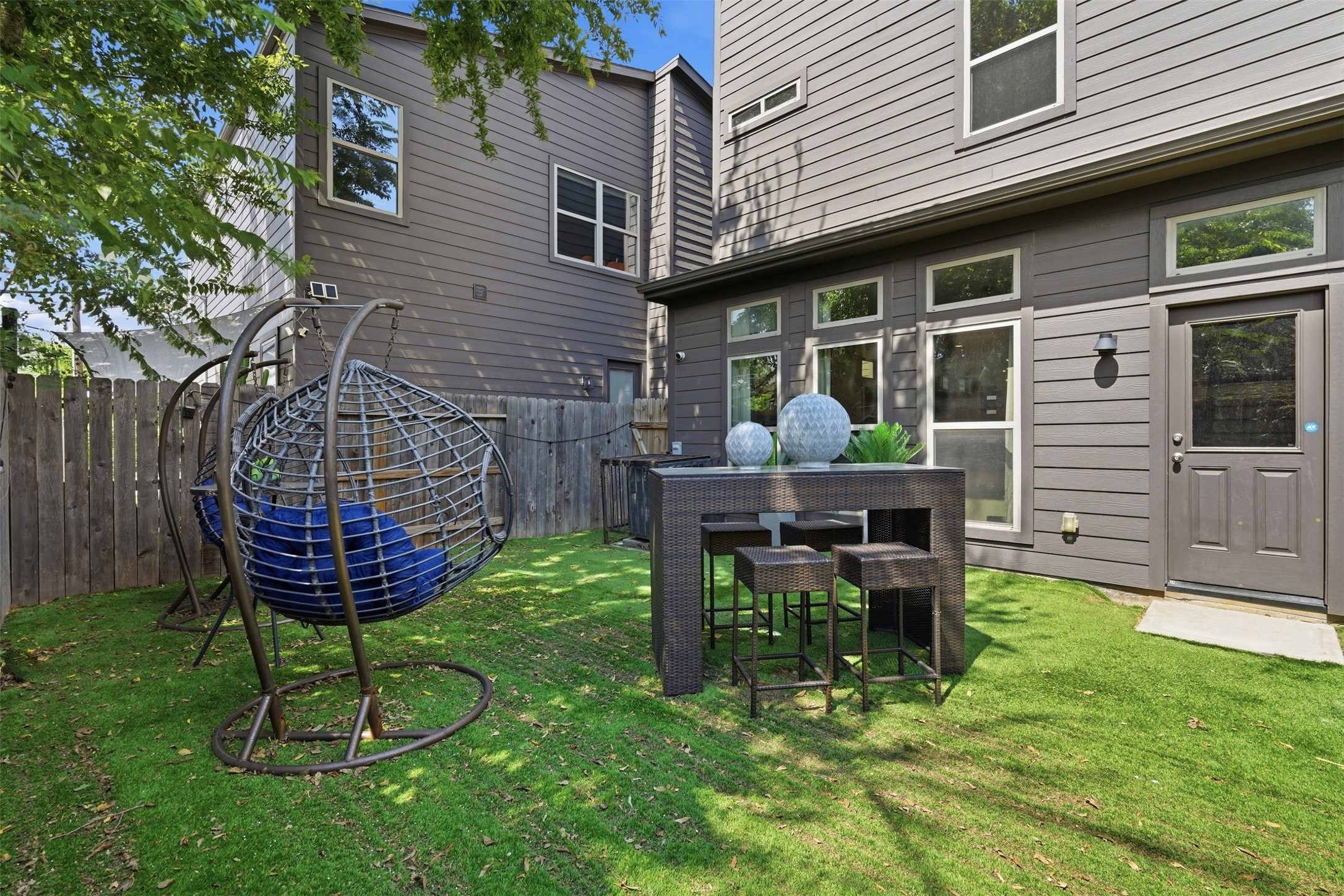 4704 Hershe Street Property Photo 25