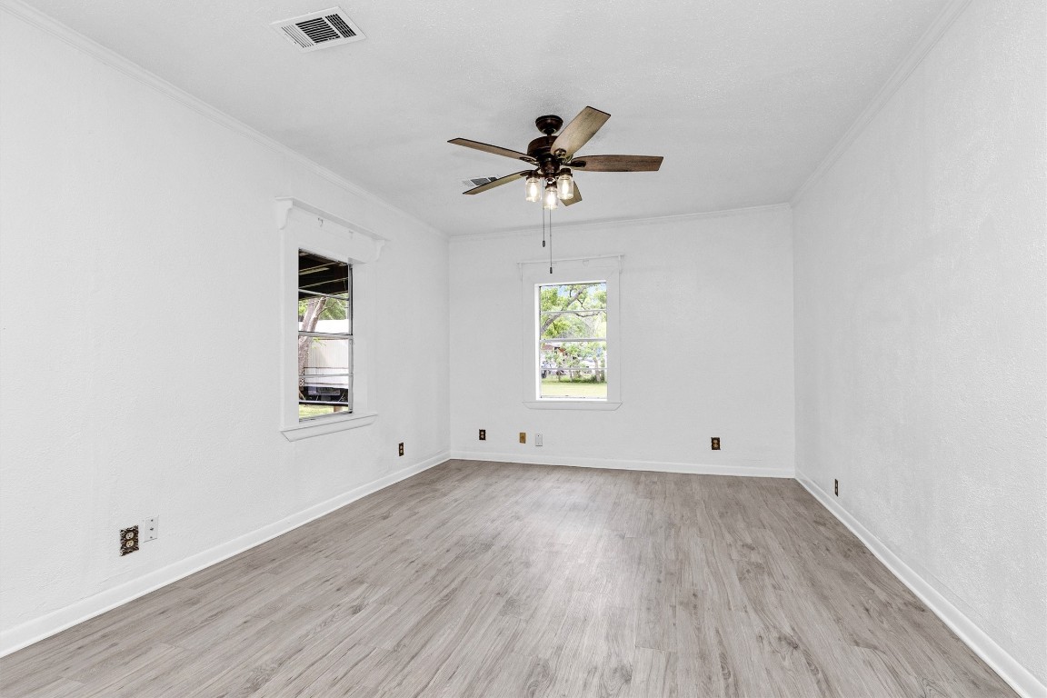 19355 Forest Lane Circle Property Photo 9