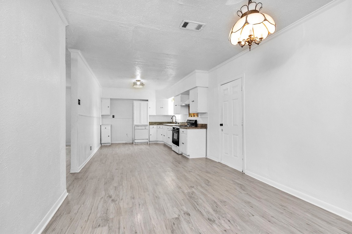 19355 Forest Lane Circle Property Photo 15