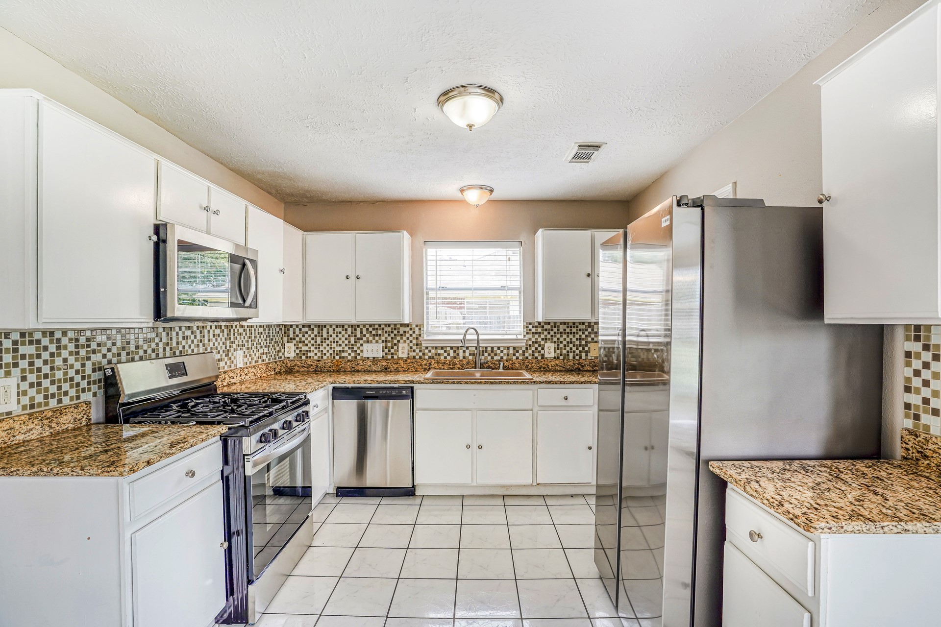 518 Foxglove Drive Property Photo 7