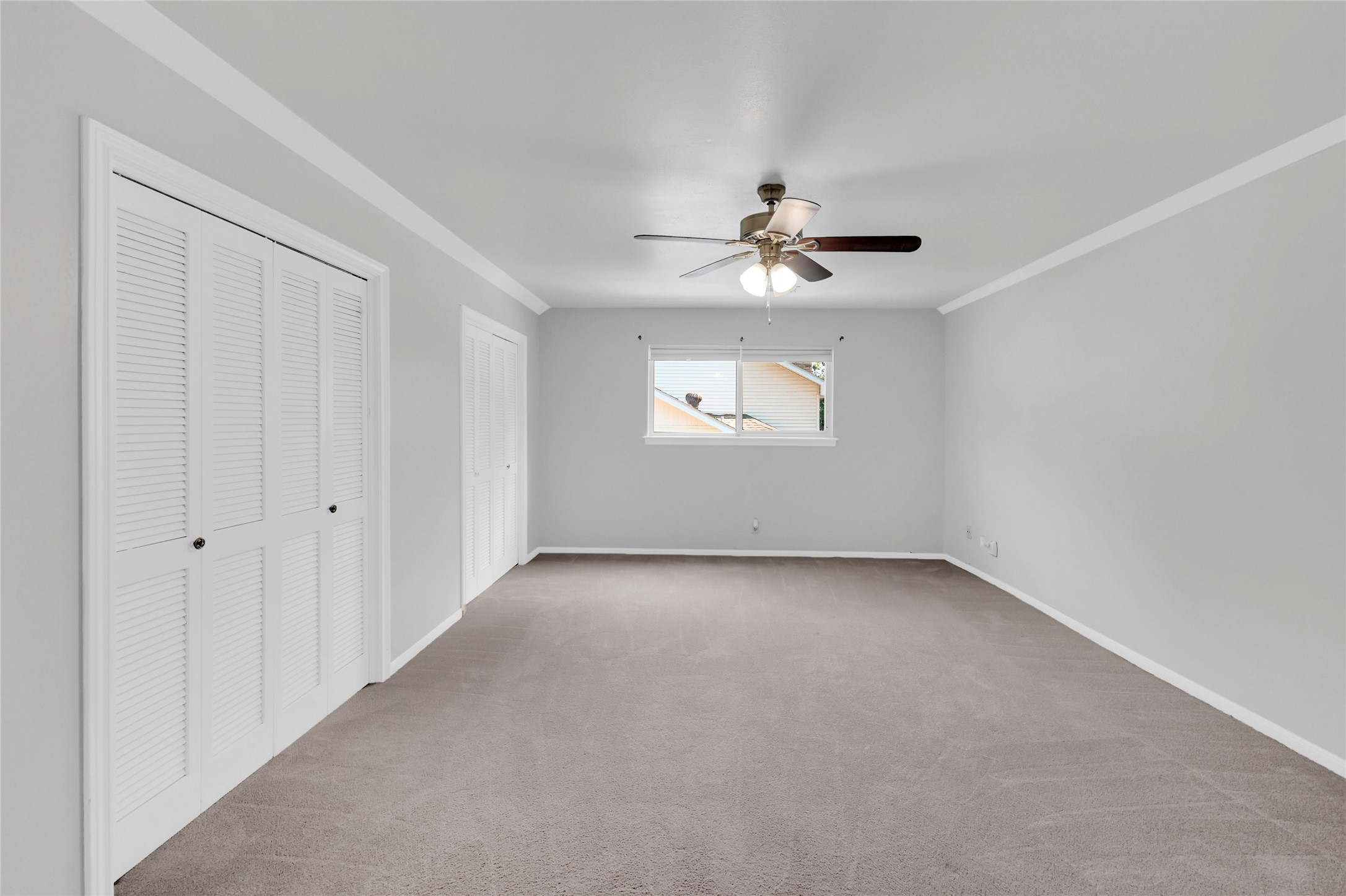 10807 Glenway Drive Property Photo 10