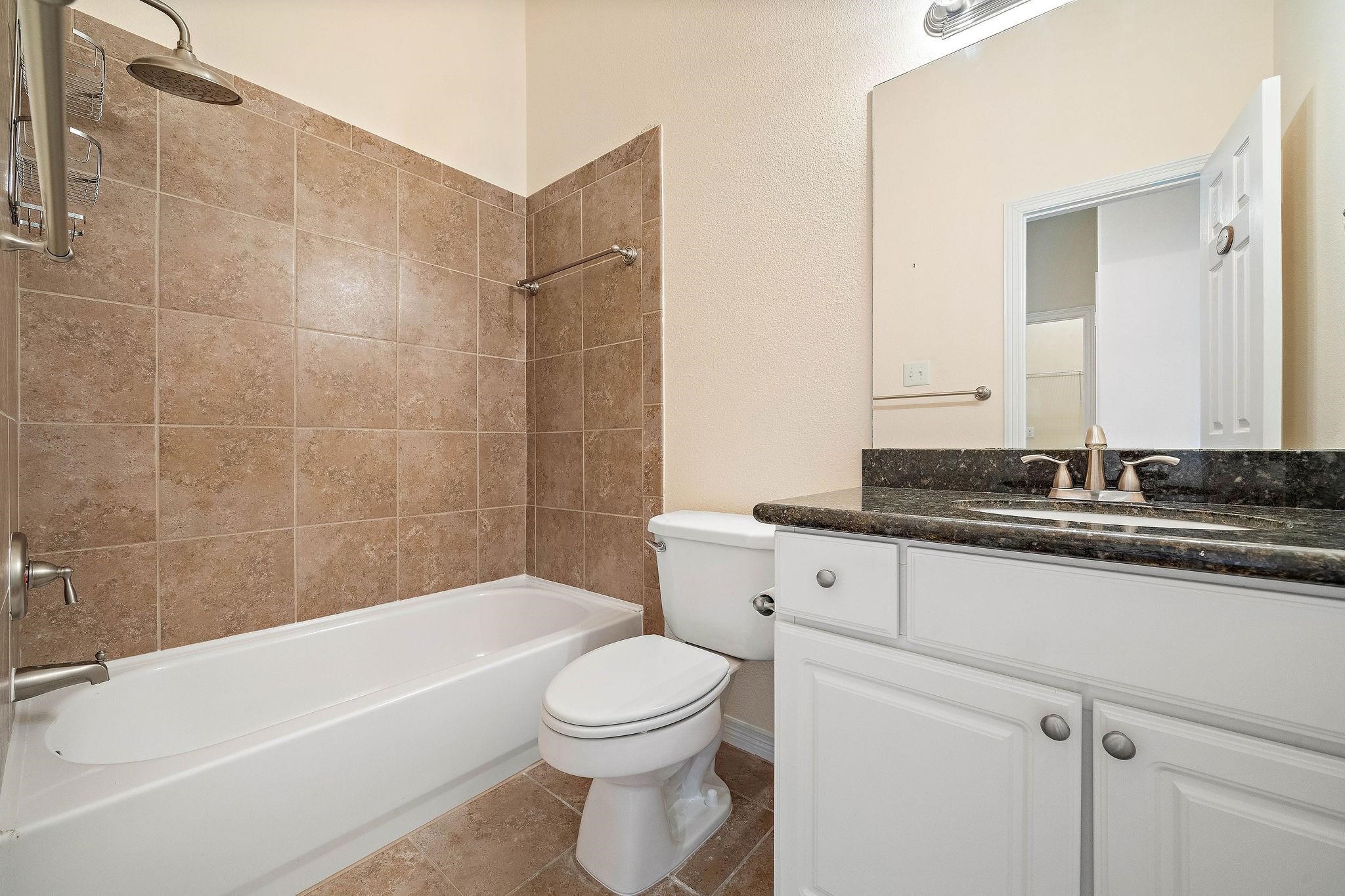 912 Sweet Pine Drive Property Photo 15