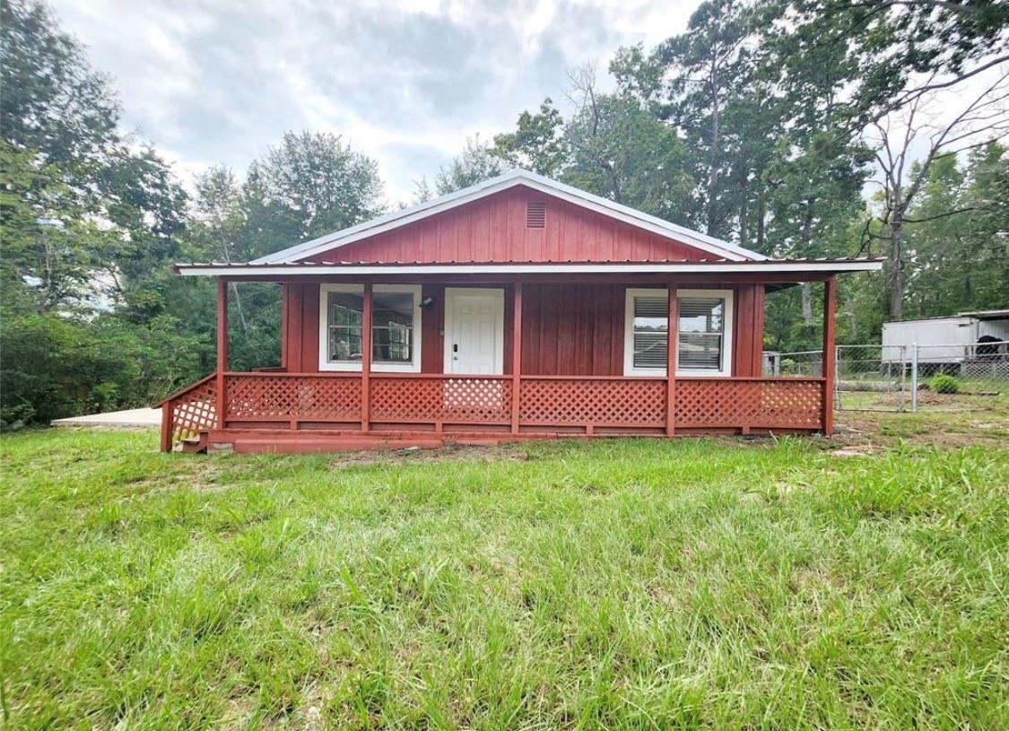 268 Beechwood Loop, Hemphill TX 75948 Property Photo 1