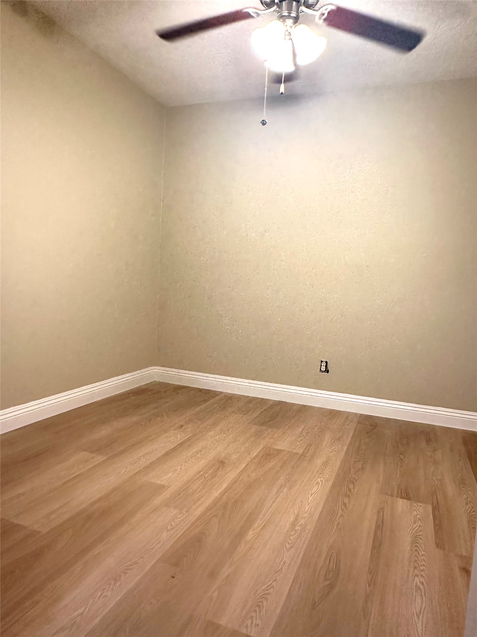 6608 Sherwood Drive Property Photo 7